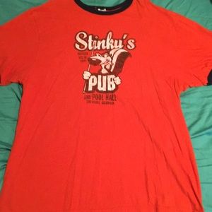 Old navy tee-shirt stinkys pub and pool hall